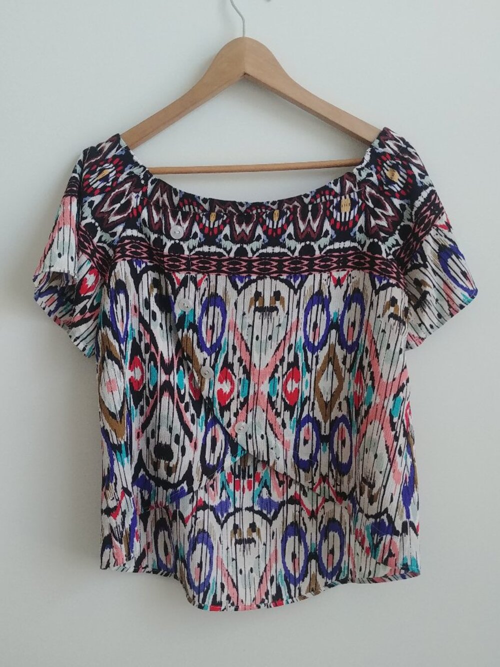 4/$20 Three Hearts geometric pattern off shoulder square neck button blouse to…